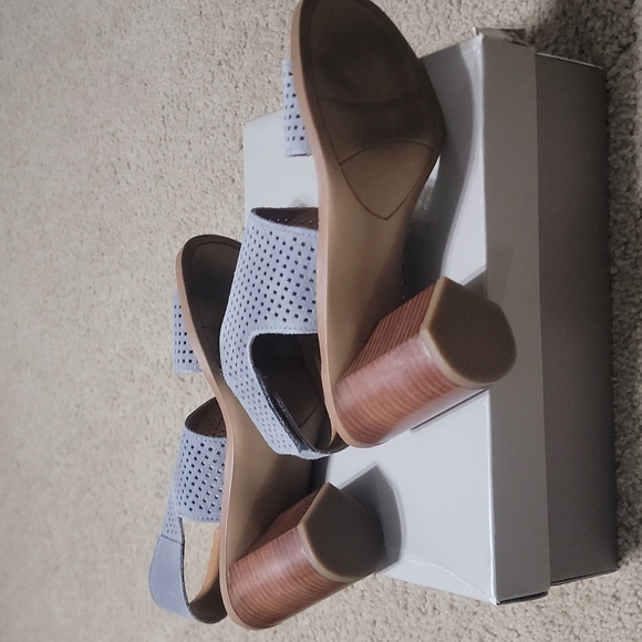 Franco Sarto Grey Suede Leather Sandals Size 7.5M - Picture 4 of 5